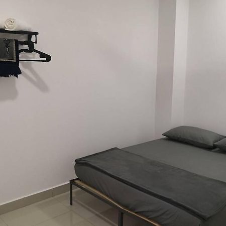 Homestay Tok Ayah, Behrang Jati Kampong Behrang Exteriör bild